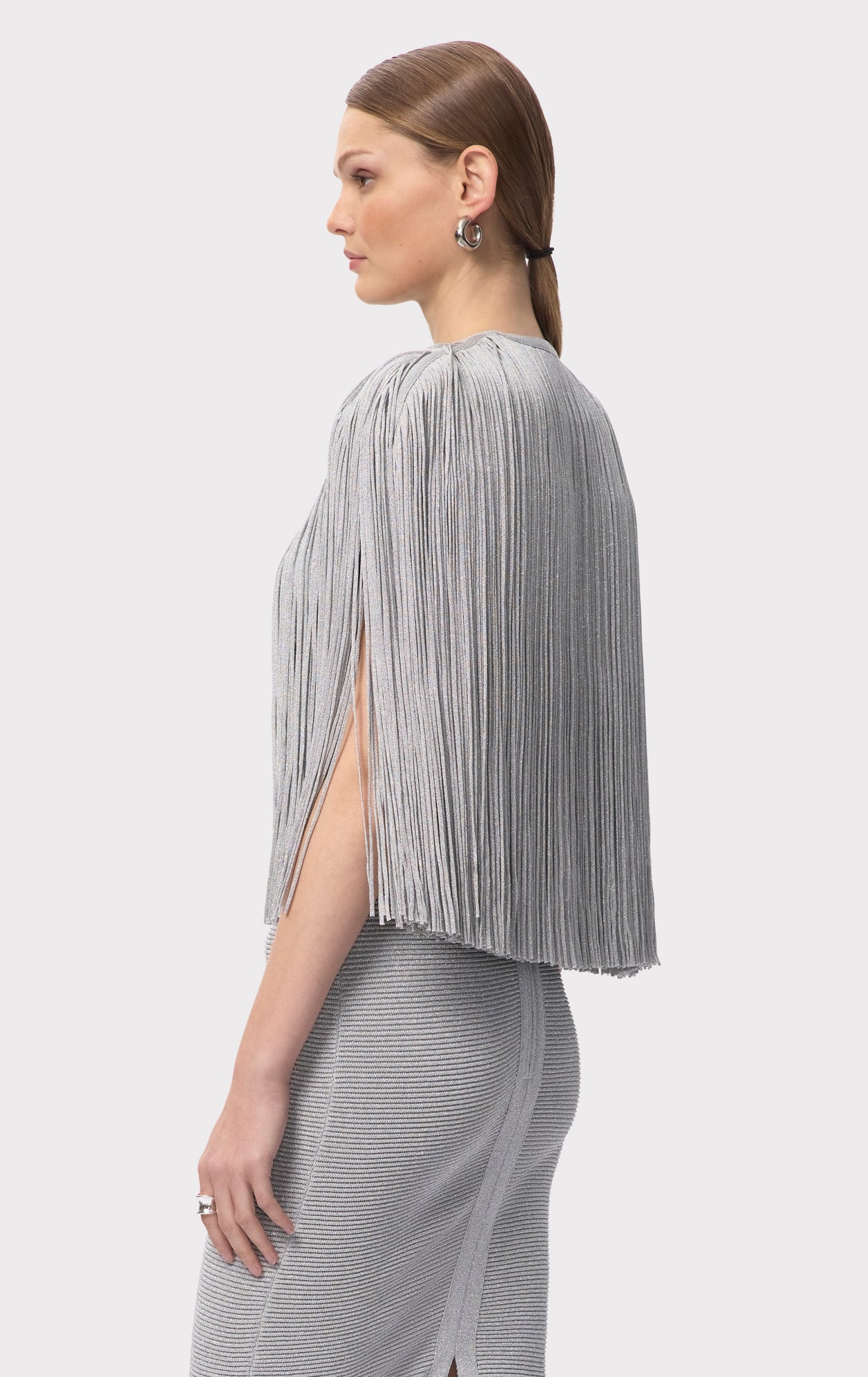 ICON METALLIC FRINGE CAPE - Image 4