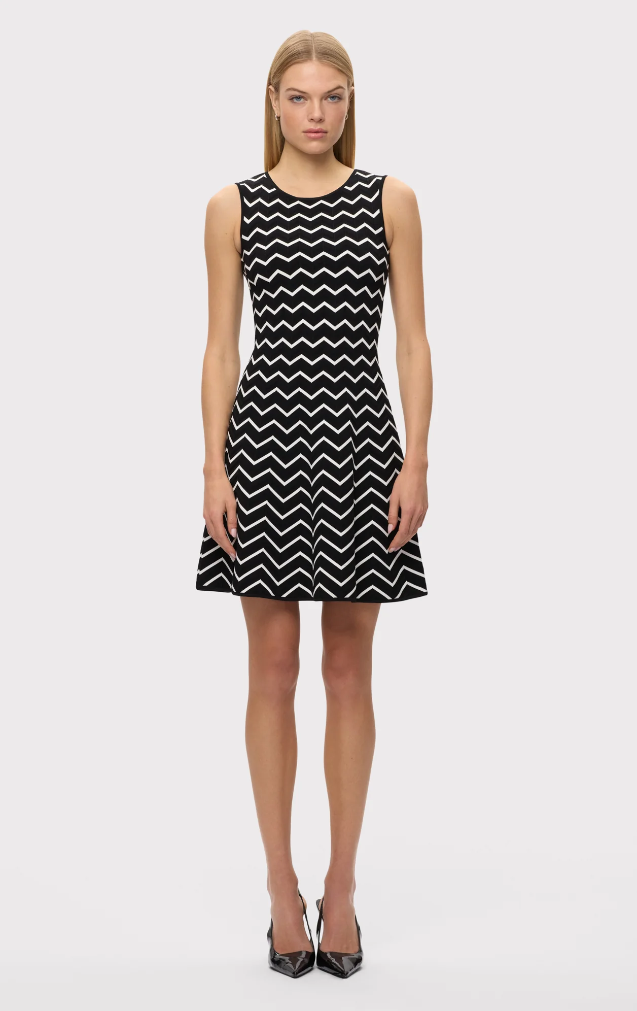 THE BRYN DRESS - Image 4