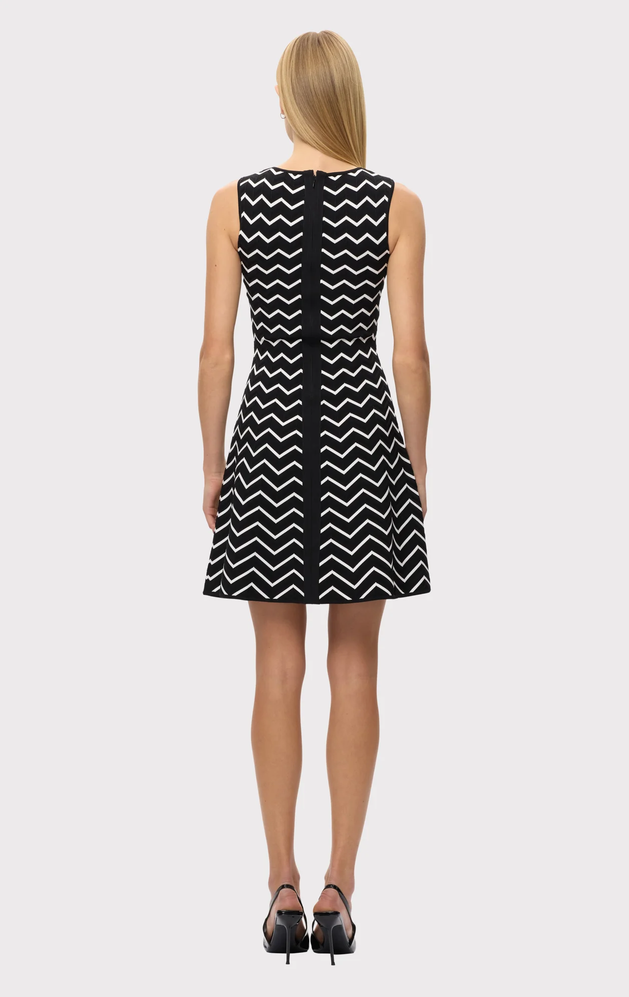 THE BRYN DRESS - Image 6