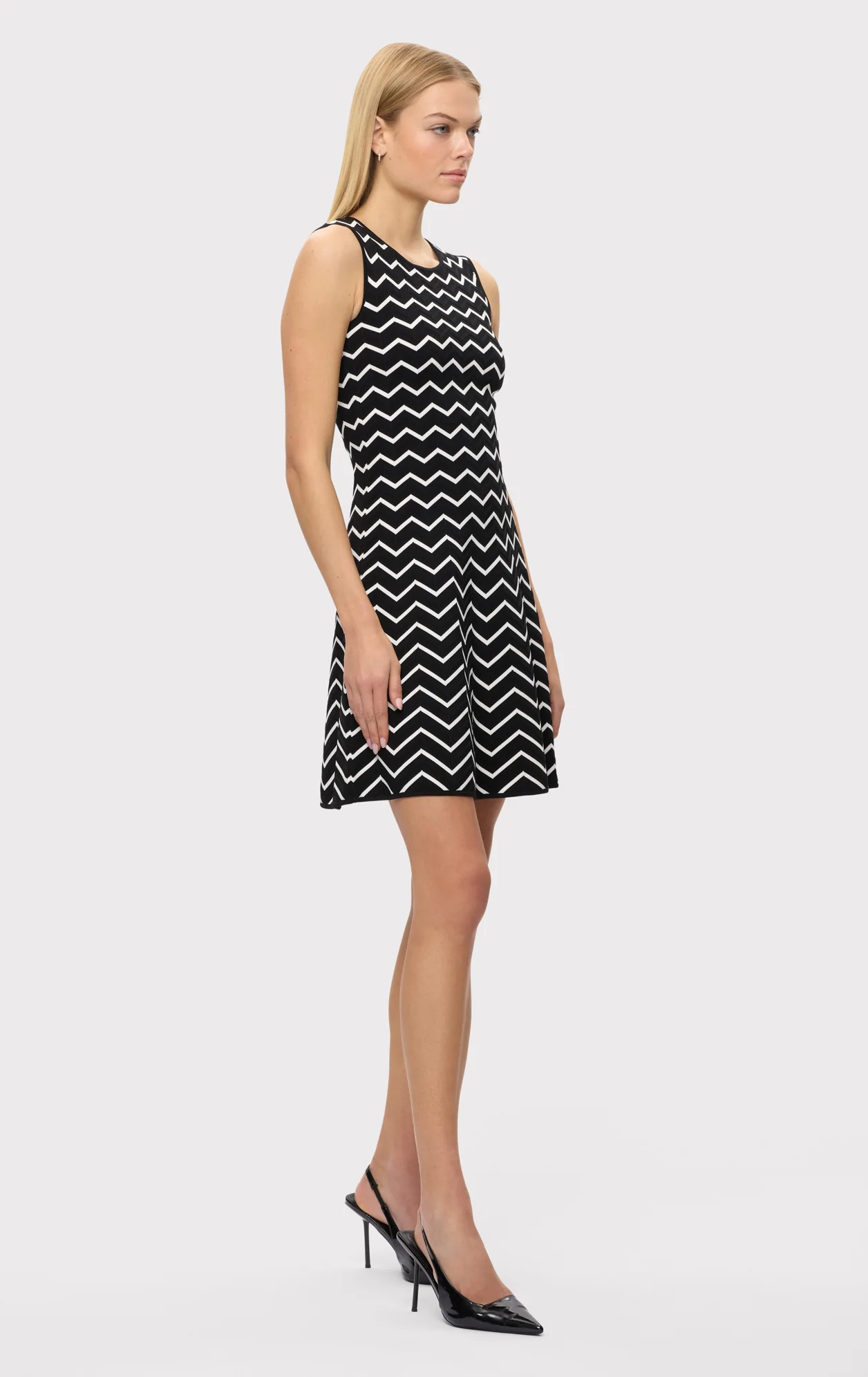 THE BRYN DRESS - Image 7