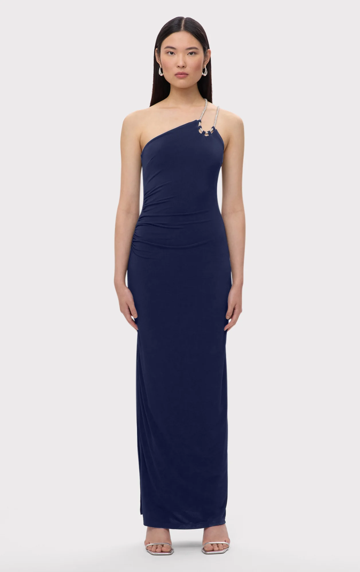 THE GENEVIEVE GOWN - Image 3