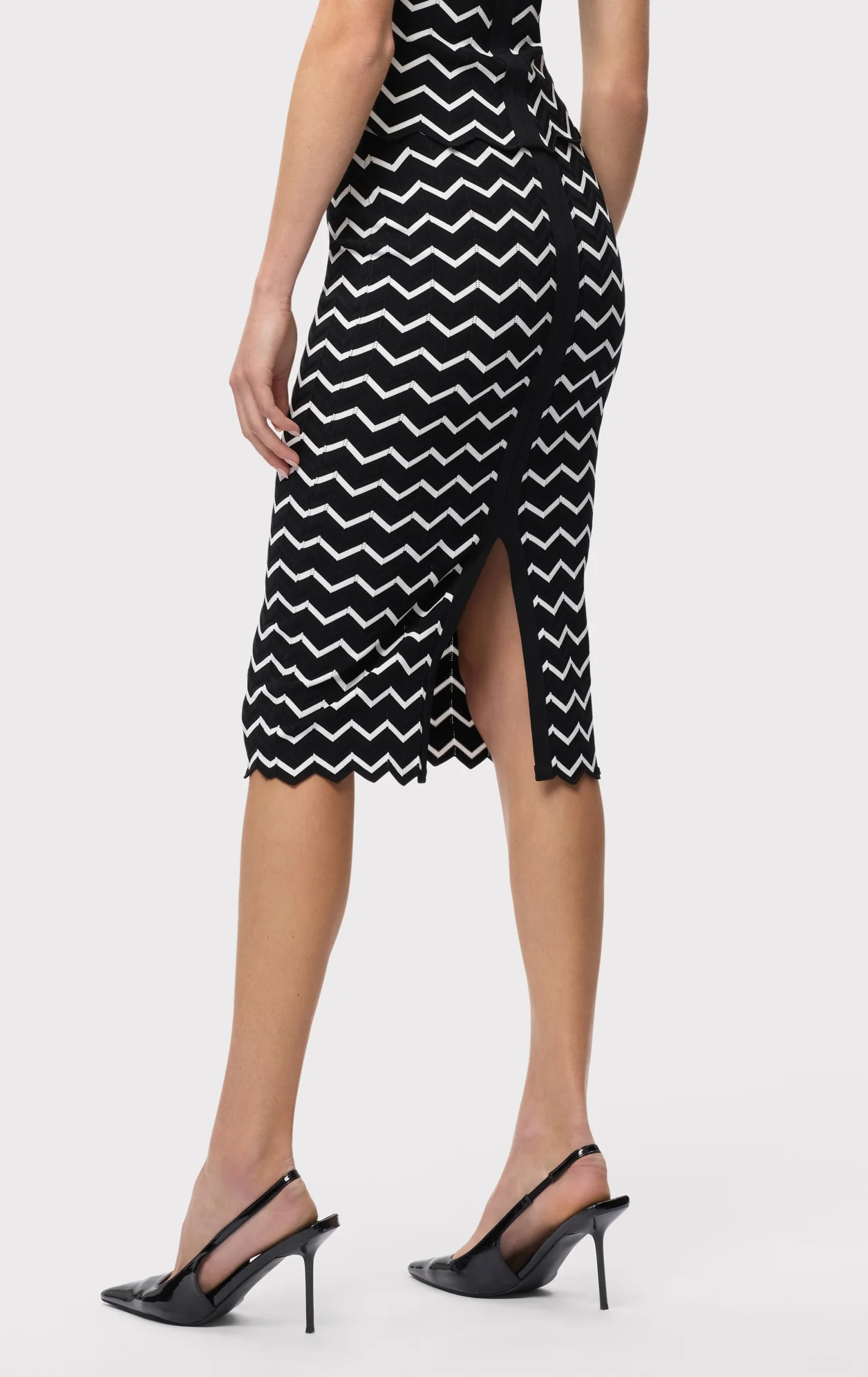 THE GIANA SKIRT - Image 5
