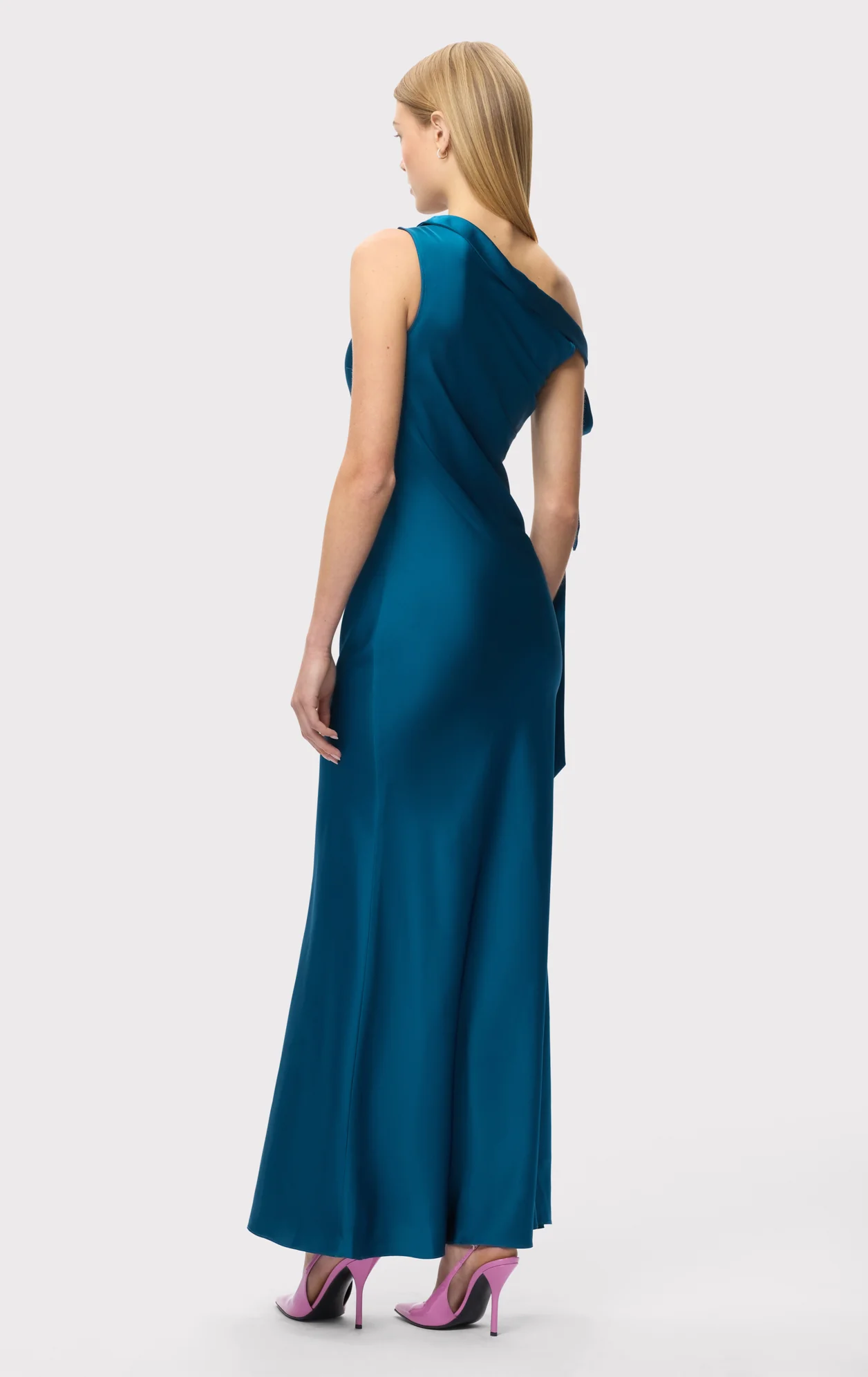 THE JOLENE GOWN - Image 6