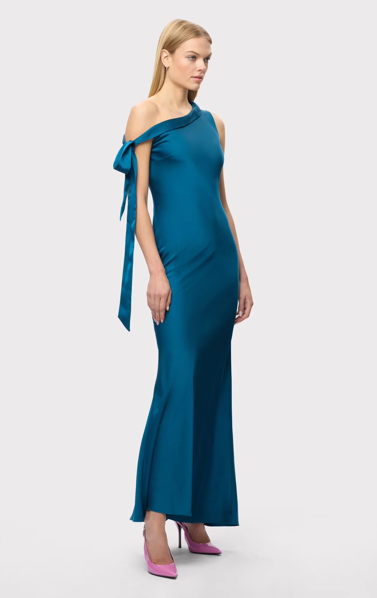 THE JOLENE GOWN - Image 7