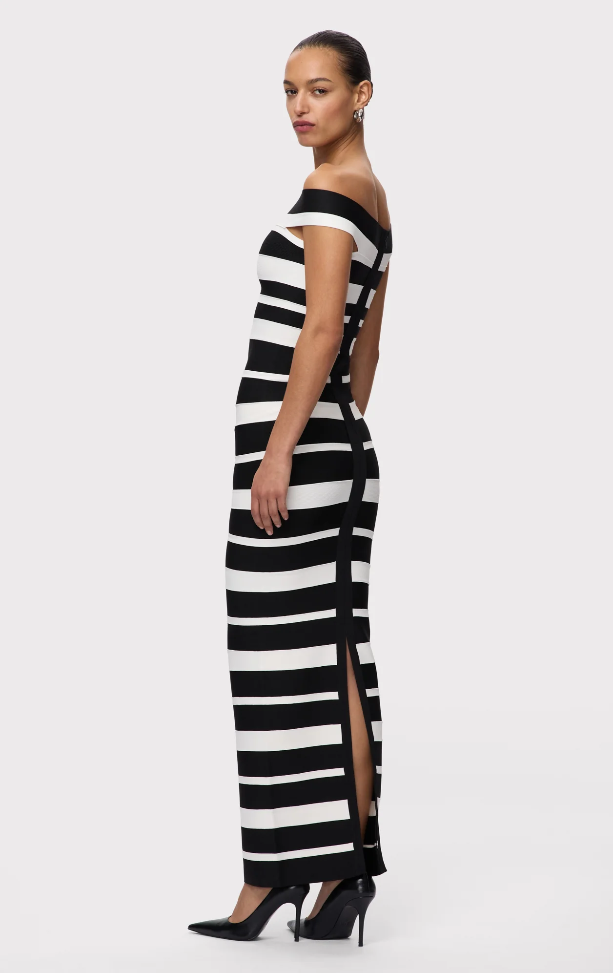 THE KIVA GOWN - Image 6