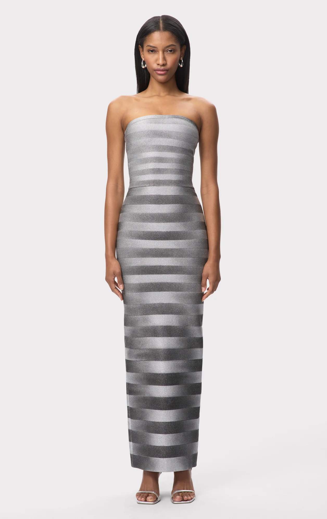 THE NIA GOWN - Image 4