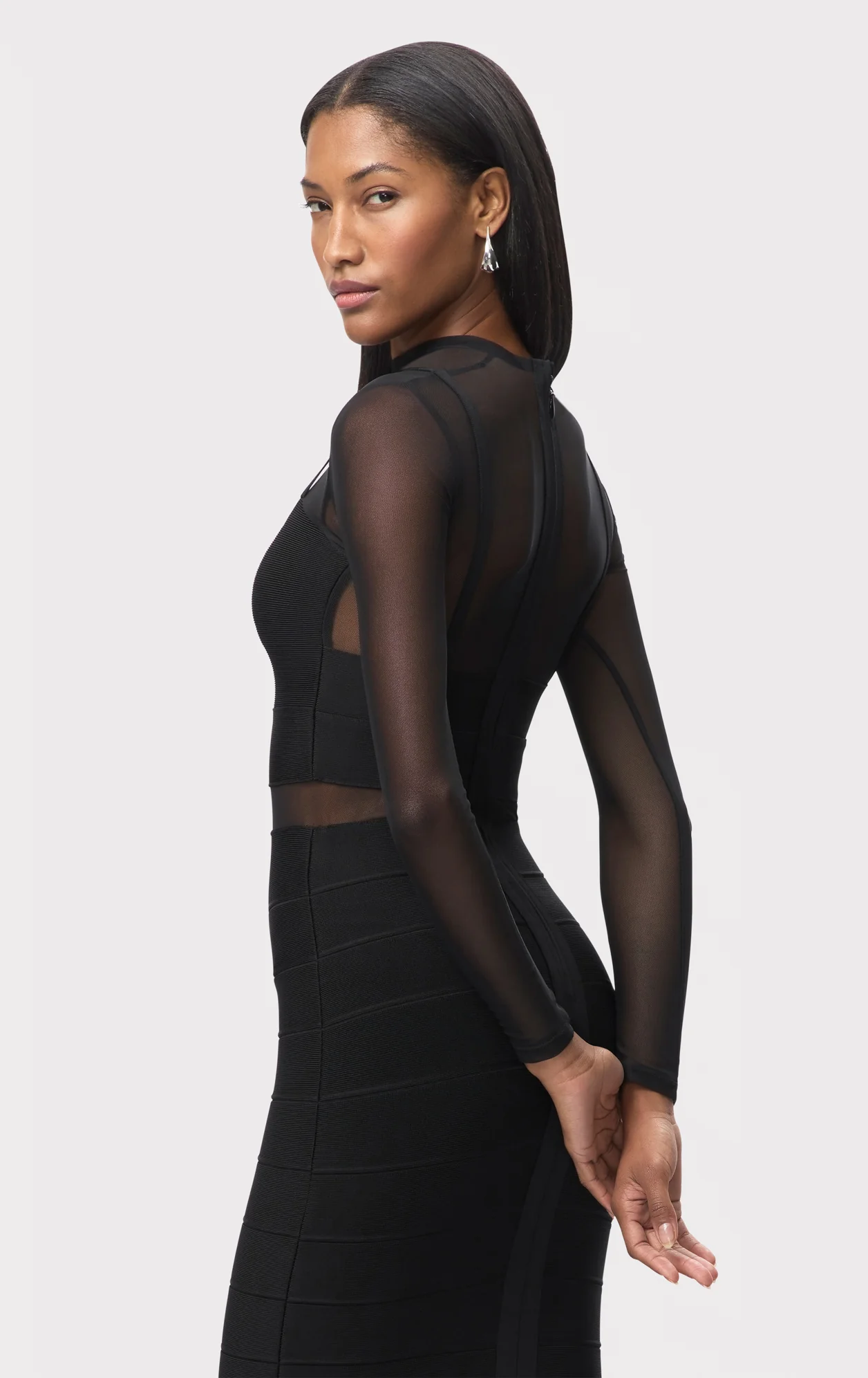 THE NOELLE DRESS - Image 9