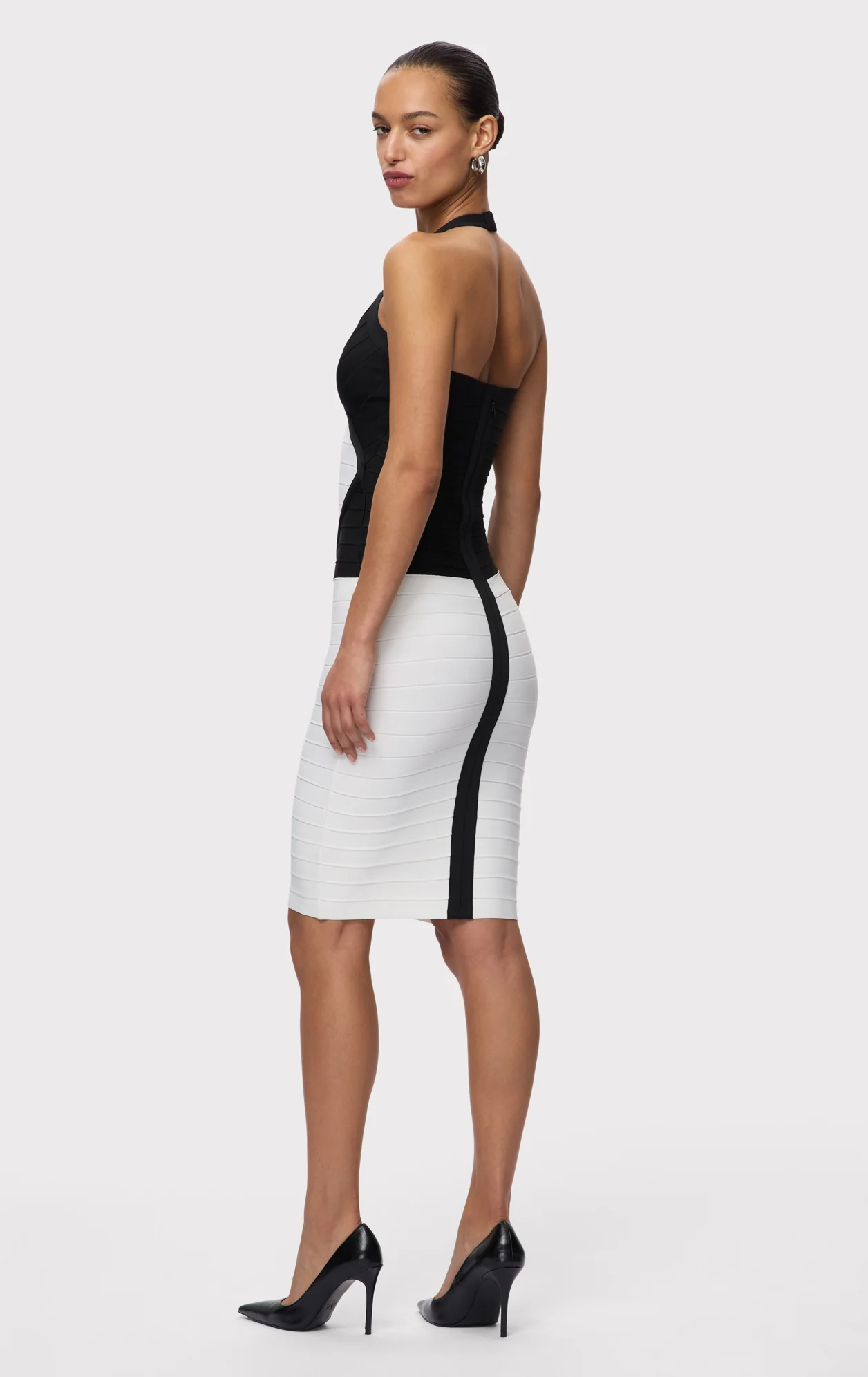 THE OPENING NIGHT DRESS - Image 6