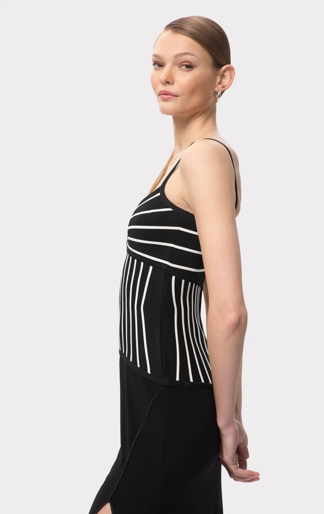 THE OPHELIA GOWN - Image 9