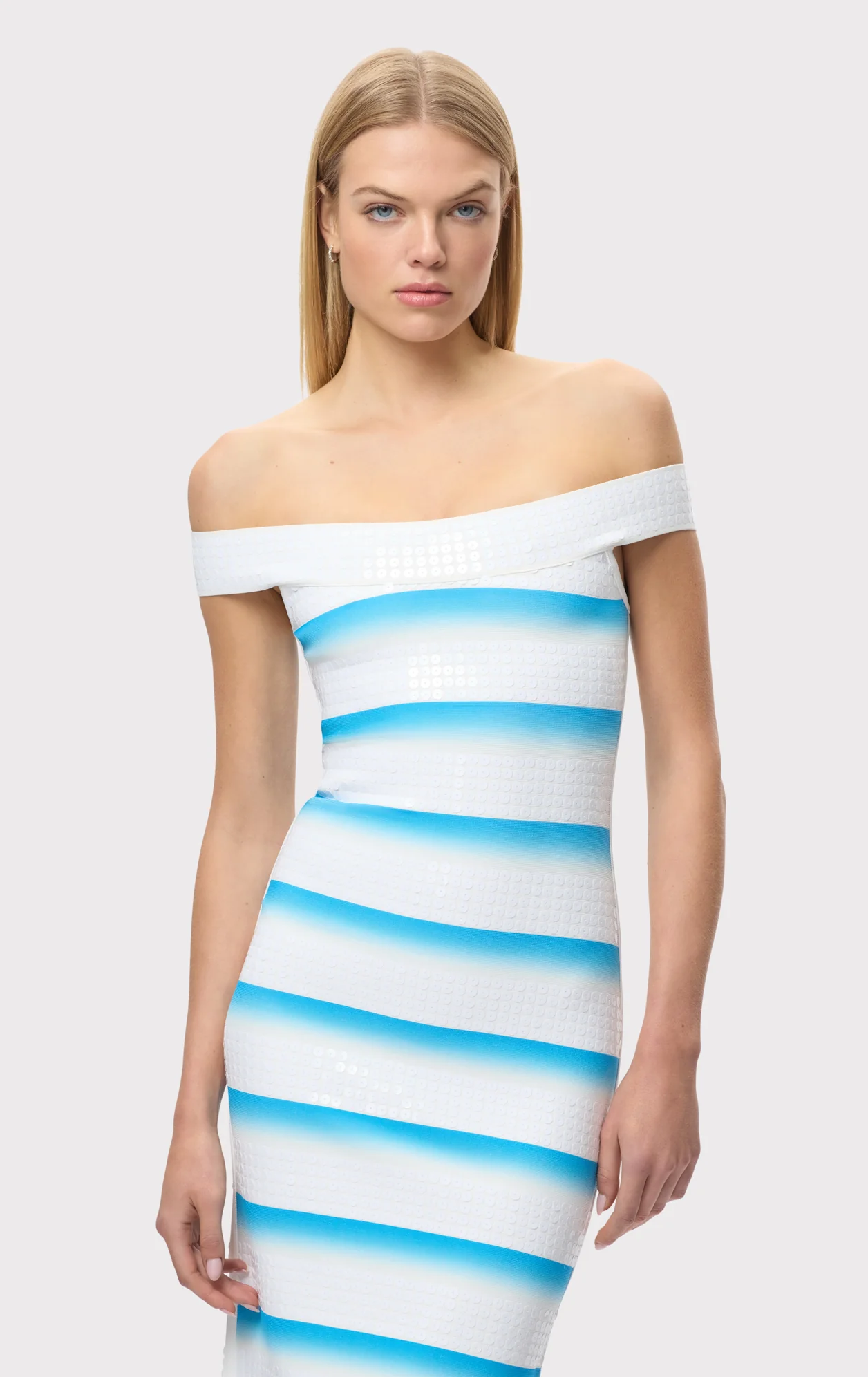 THE RINA GOWN - Image 8