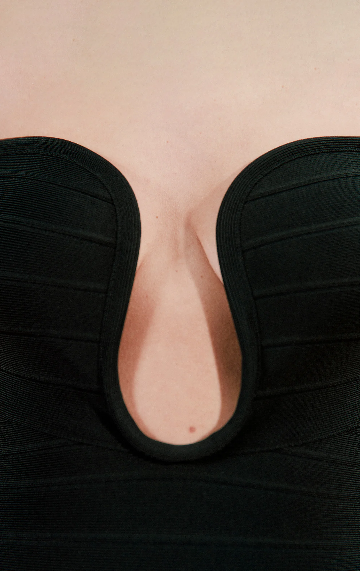 THE SALMA DRESS - Image 8
