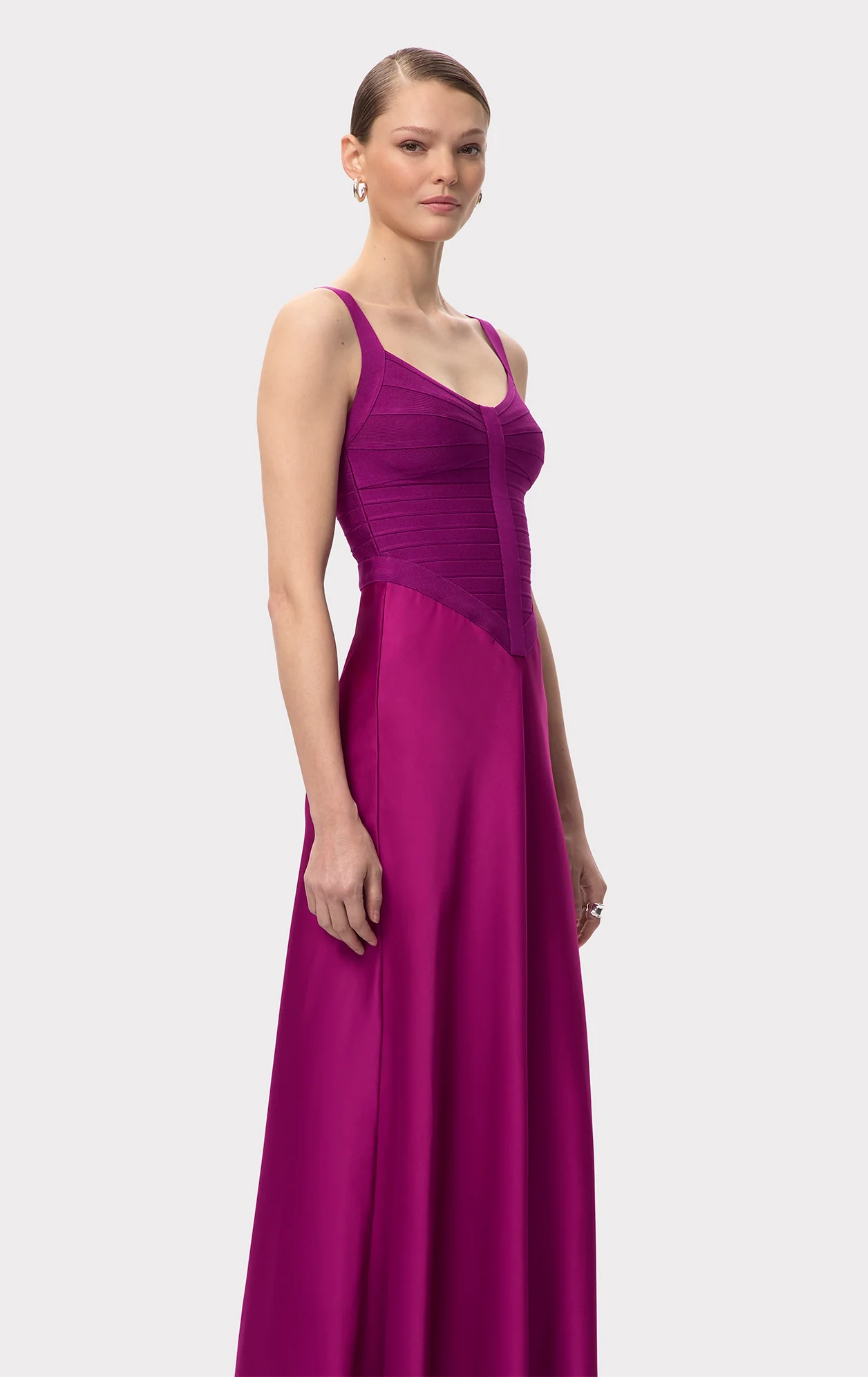 THE SAMANTHA GOWN - Image 7