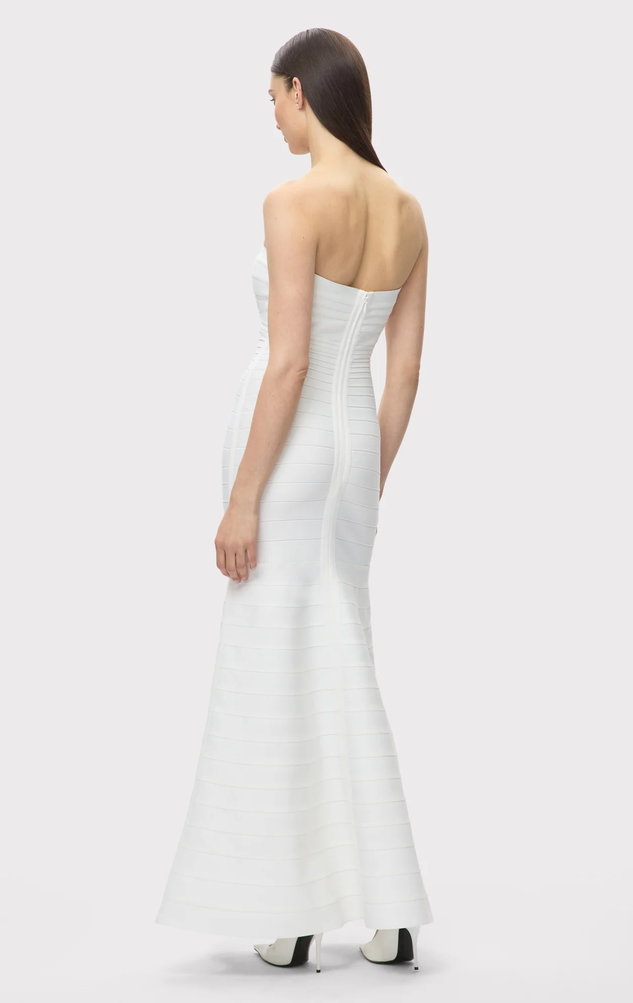 THE SARA GOWN - Image 6