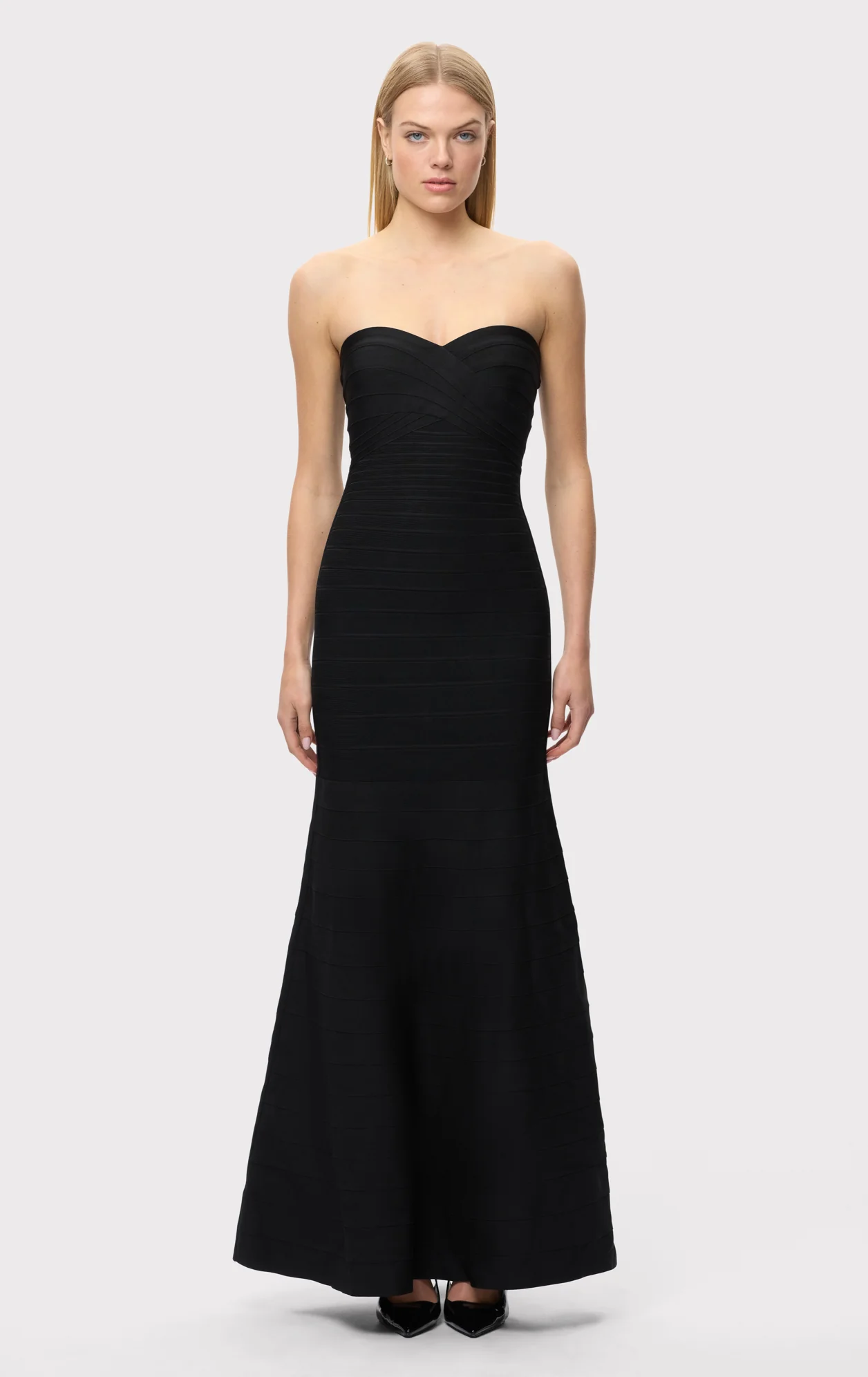 THE SARA GOWN