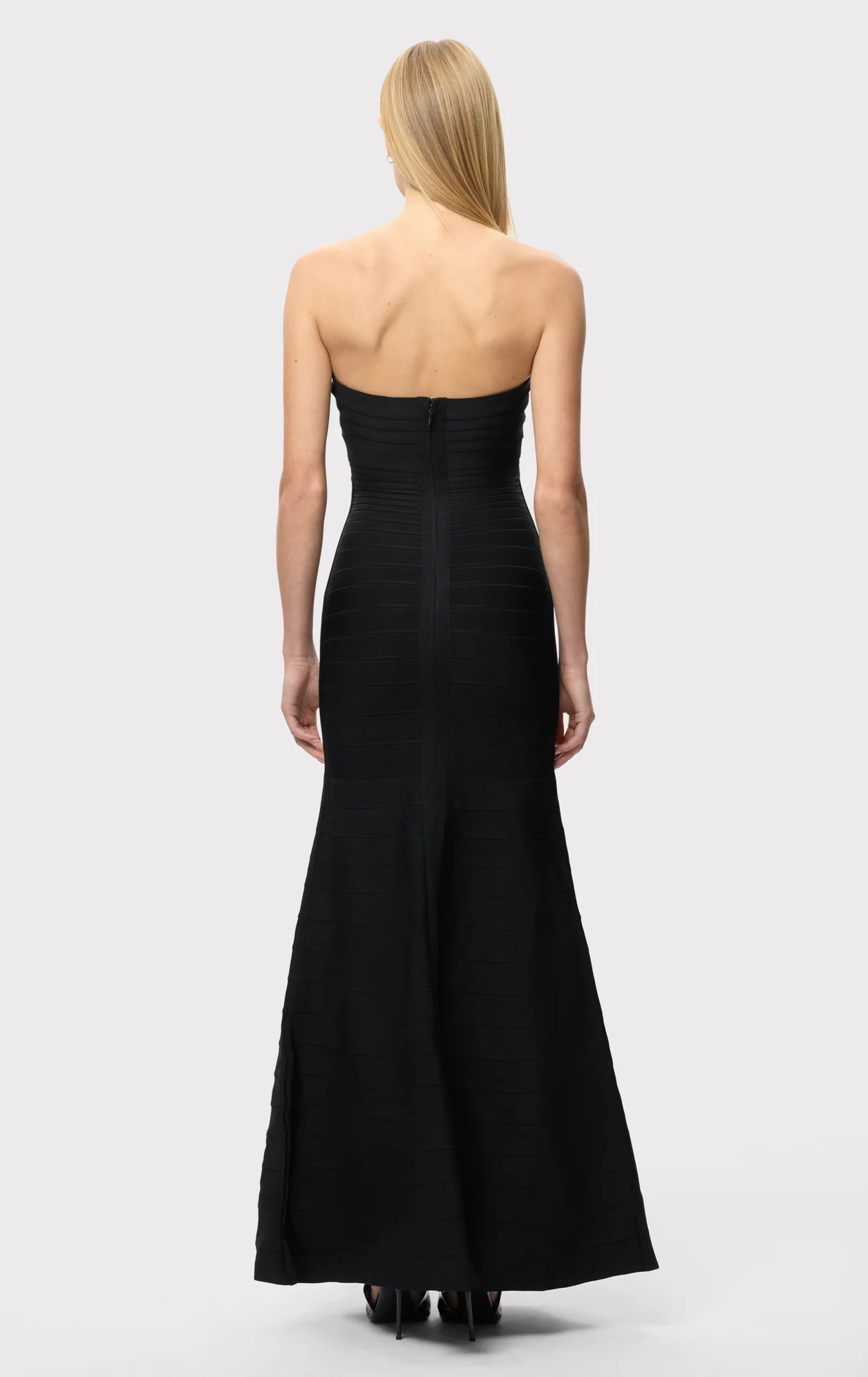 THE SARA GOWN - Image 5