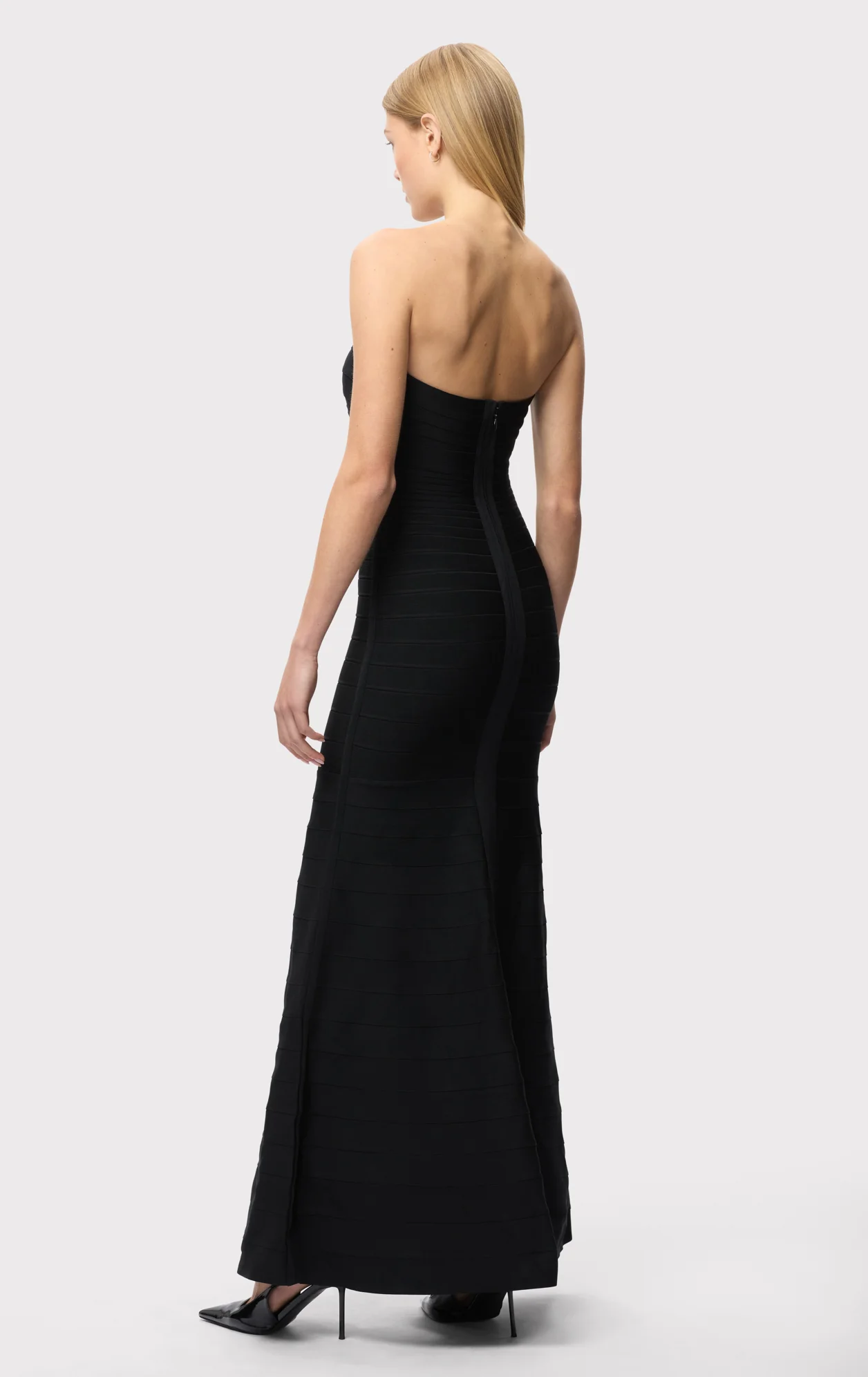 THE SARA GOWN - Image 6