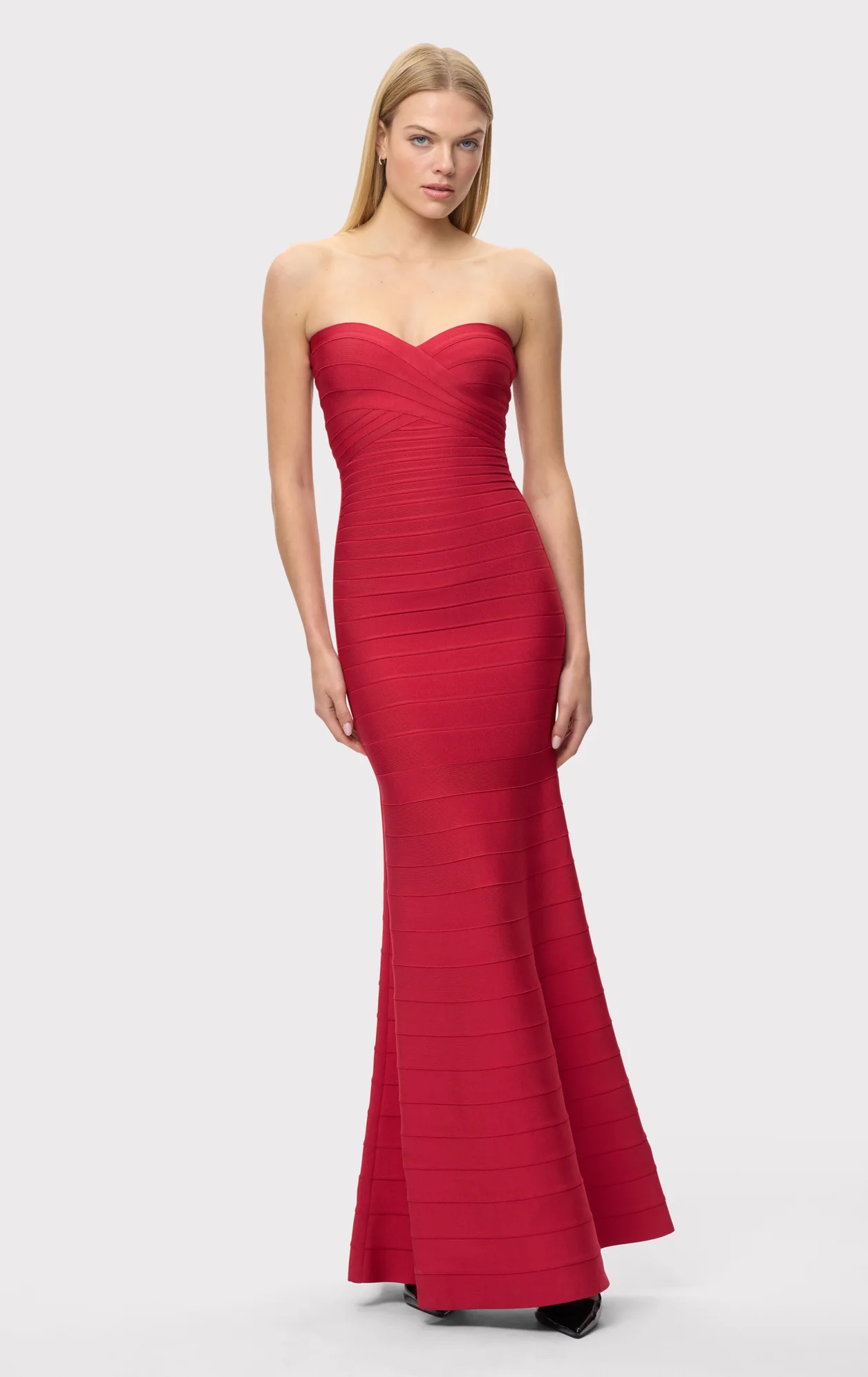 THE SARA GOWN - Image 3