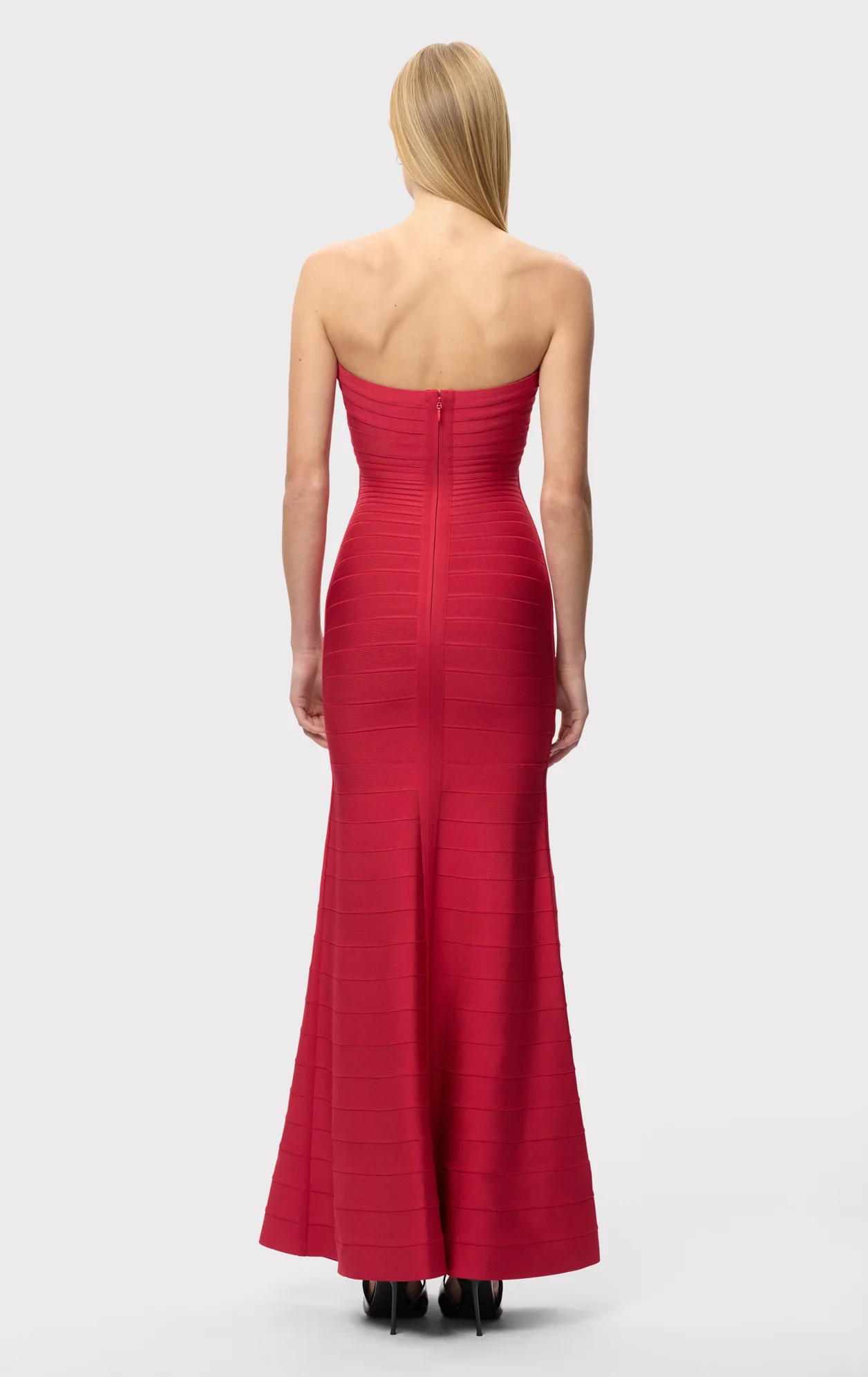 THE SARA GOWN - Image 5